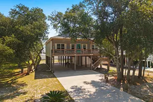 110 NW 7th St, Oak Island, NC 28465 - Photo 7