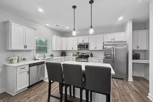 224 Pinnacle Ct, Raeford, NC 28376 - Photo 9
