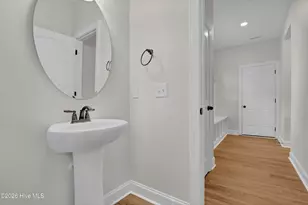 506 W Red Head Cir, Sneads Ferry, NC 28460 - Photo 13