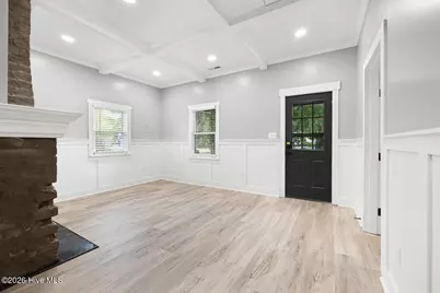 704 S 3rd Street, Wilmington, NC 28401 - Photo 7