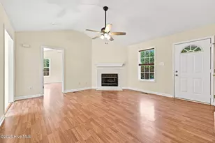 204 Dustin Dr, Benson, NC 27504 - Photo 7