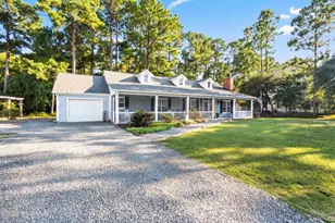1631 Chadwick Shores Dr, Sneads Ferry, NC 28460 - Photo 1