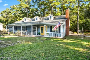 1631 Chadwick Shores Dr, Sneads Ferry, NC 28460 - Photo 3
