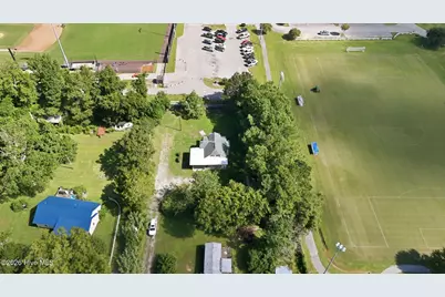 1112 Wilson Avenue, Morehead City, NC 28557 - Photo 33