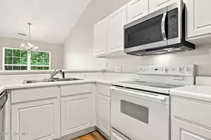2209 Locksley Woods Dr, Greenville, NC 27858 - Photo 19