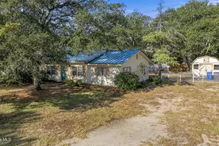 143 NW 7th St, Oak Island, NC 28465 - Photo 43