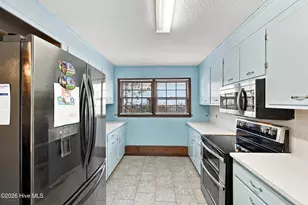 143 NW 7th St, Oak Island, NC 28465 - Photo 15