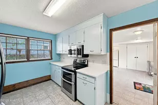 143 NW 7th St, Oak Island, NC 28465 - Photo 19