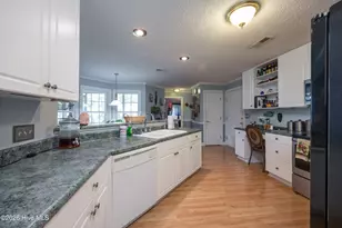 295 Sprunt Dr, Clinton, NC 28328 - Photo 13