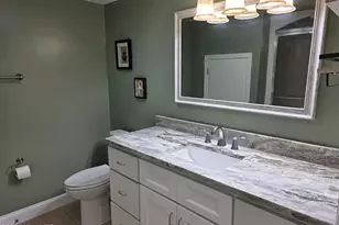 8 Harbour Walk, New Bern, NC 28562 - Photo 9