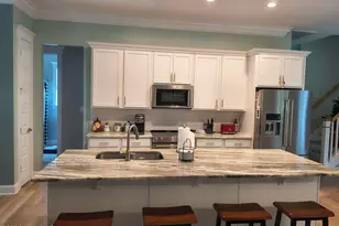104 Queens Harbor Dr, Swansboro, NC 28584 - Photo 3