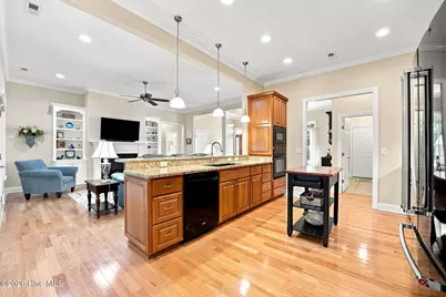 4542 Moss Bend, New Bern, NC 28562 - Photo 13