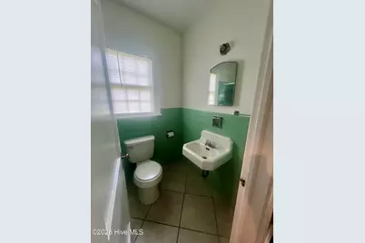 401 Bank Street, Washington, NC 27889 - Photo 11
