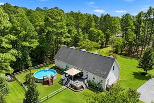 217 E Bear Branch Dr, Currie, NC 28435 - Photo 3