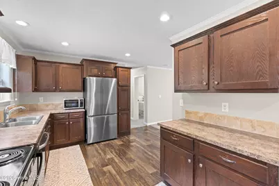 667 Lake Crystal Drive, Waynesboro, GA 30830 - Photo 11