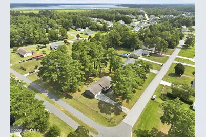 1000 Hedrick Boulevard, Morehead City, NC 28557 - Photo 3