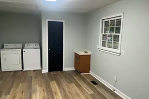 10818 Old Lumberton Rd, Evergreen, NC 28438 - Photo 3