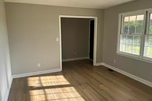 10818 Old Lumberton Rd, Evergreen, NC 28438 - Photo 5