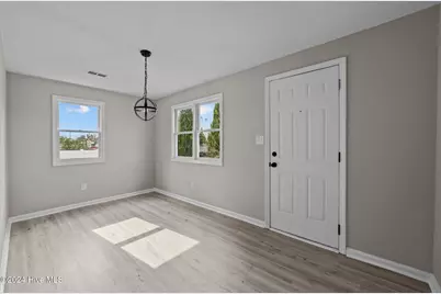 517 W 7th Street, Washington, NC 27889 - Photo 25