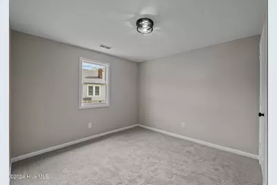 517 W 7th Street, Washington, NC 27889 - Photo 17