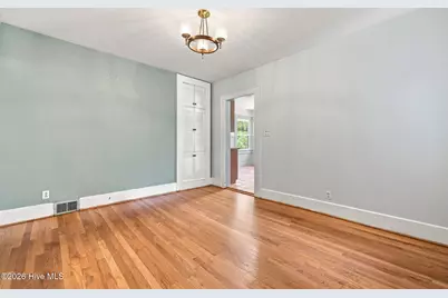 2503 E 5th Street, Greenville, NC 27858 - Photo 23