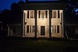 107 N Broad St, Roseboro, NC 28382 - Photo 1