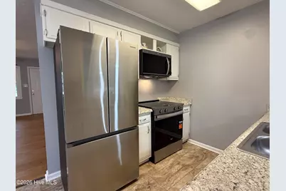 105 Yorkshire Drive, Jacksonville, NC 28546 - Photo 29