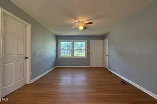 105 Yorkshire Dr, Jacksonville, NC 28546 - Photo 11
