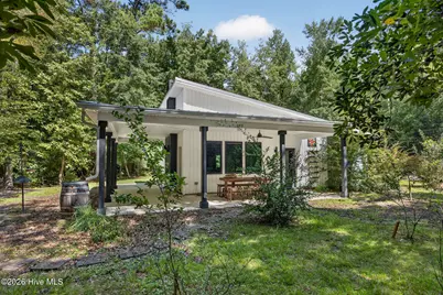 122 Progress Drive, Burgaw, NC 28425 - Photo 1