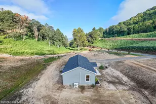 27 Betty Sue Deyton Rd, Robbinsville, NC 28771 - Photo 11