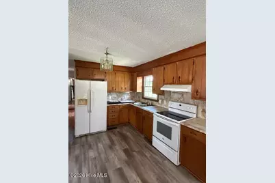 704 W 3rd Street, Washington, NC 27889 - Photo 5