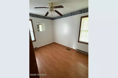 704 W 3rd Street, Washington, NC 27889 - Photo 7