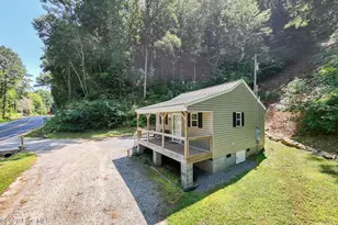 3807 Fontana Rd, Fontana Dam, NC 28733 - Photo 5