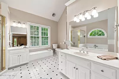 812 Paddington Drive, Greenville, NC 27858 - Photo 45