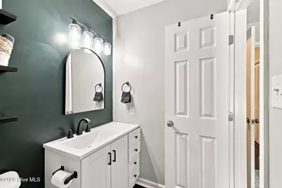 112 Ellen Court, Jacksonville, NC 28540 - Photo 33