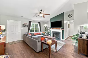 112 Ellen Ct, Jacksonville, NC 28540 - Photo 7