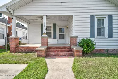 300 W Howard Avenue, Tarboro, NC 27886 - Photo 3