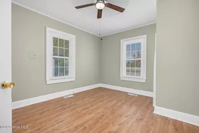 300 W Howard Avenue, Tarboro, NC 27886 - Photo 17