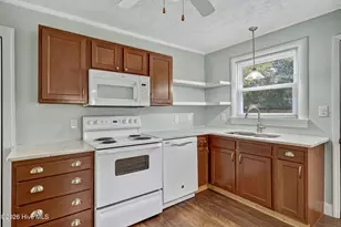 3609 Wilshire Blvd, Wilmington, NC 28403 - Photo 9