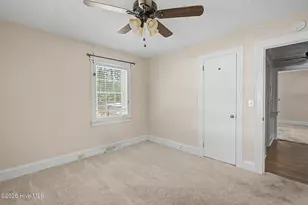 506 Hawthorne St, Hamlet, NC 28345 - Photo 21