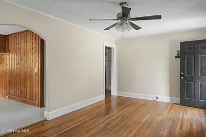 506 Hawthorne Street, Hamlet, NC 28345 - Photo 11