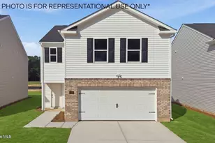 2016 Montalvan Dr, Greenville, NC 27834 - Photo 1