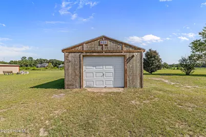5366 Sterling Drive, La Grange, NC 28551 - Photo 19