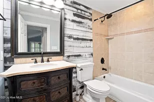 210 Hawthorne Ln W, Wilson, NC 27893 - Photo 23