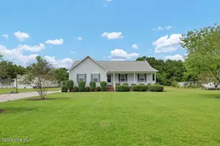 133 Derby Ln, Hampstead, NC 28443 - Photo 1