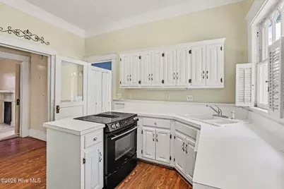 202 N Green Street, Selma, NC 27576 - Photo 9