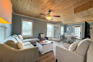 135 NE 34th St, Oak Island, NC 28465 - Photo 5