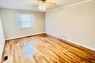 3573 S Barrett St, Farmville, NC 27828 - Photo 5