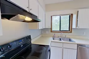 1253 Wellington Ave, Wilmington, NC 28401 - Photo 7
