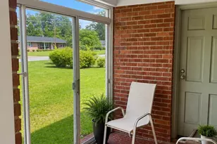 902 Park Ave, Fairmont, NC 28340 - Photo 7